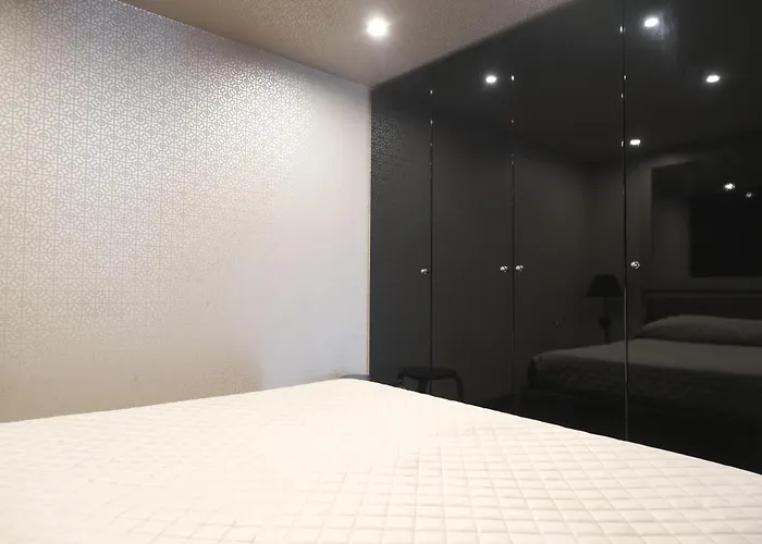 Rojange בית הארחה 3*